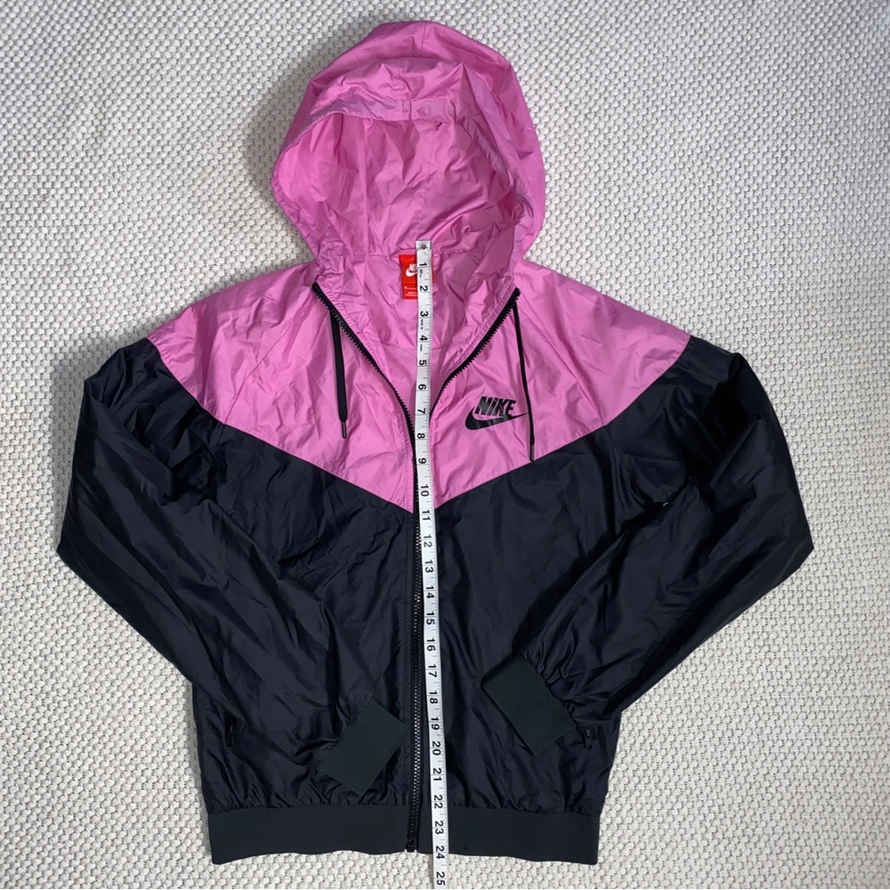 Nike Pink and Black Windbreaker Puffer Jacket